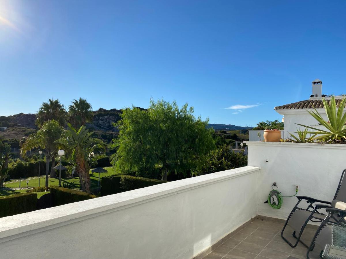 Bahia De Casares Daire Estepona Dış mekan fotoğraf