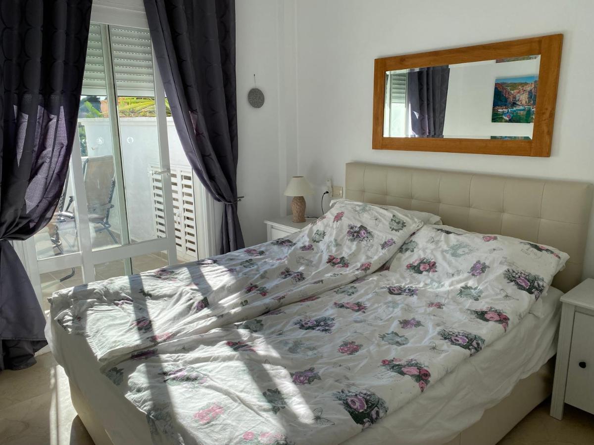 Bahia De Casares Daire Estepona Dış mekan fotoğraf