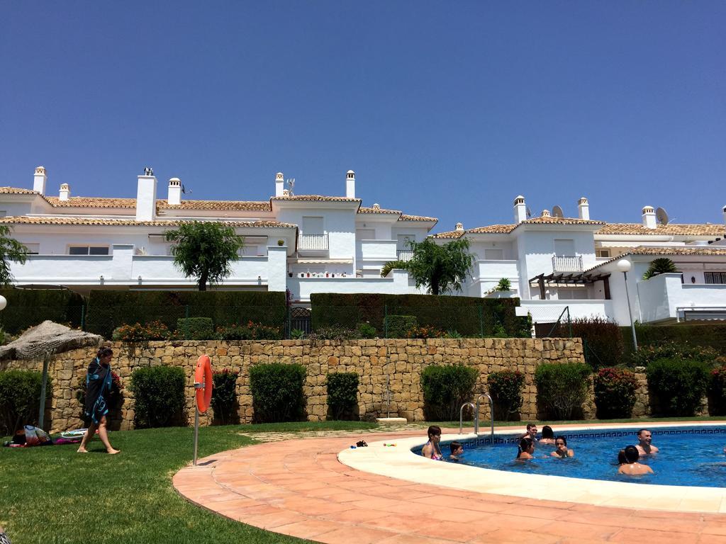 Bahia De Casares Daire Estepona Dış mekan fotoğraf